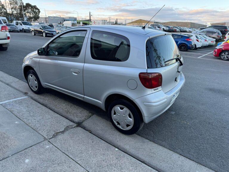 2004 Toyota Echo | ODO 230.000 KMs