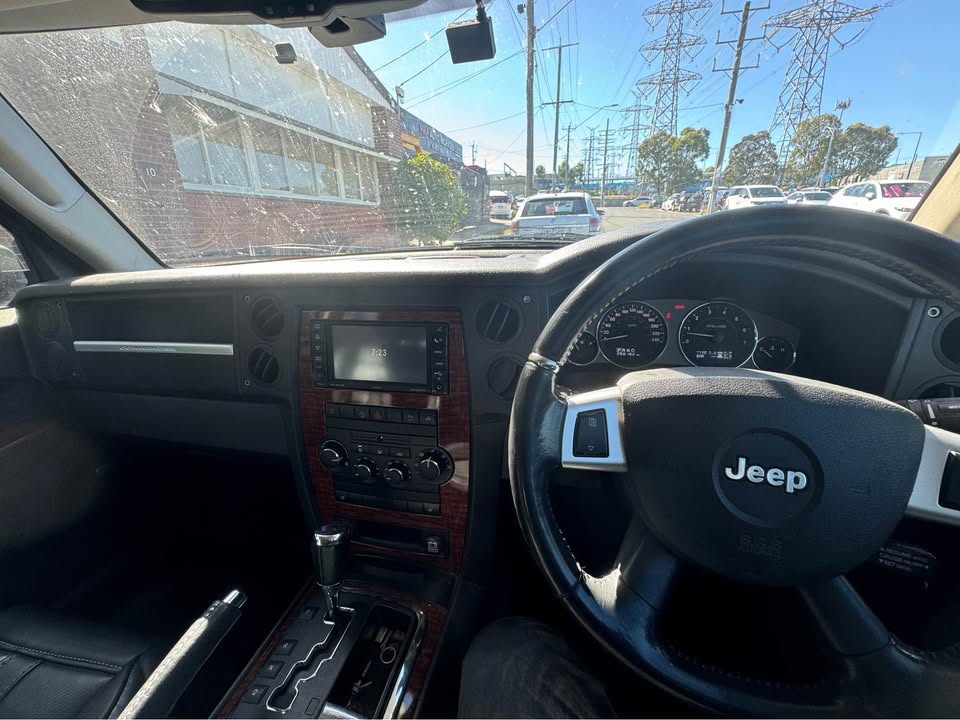 2009 Jeep Commander