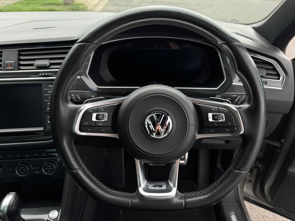 2017 Volkswagen Tiguan R-line