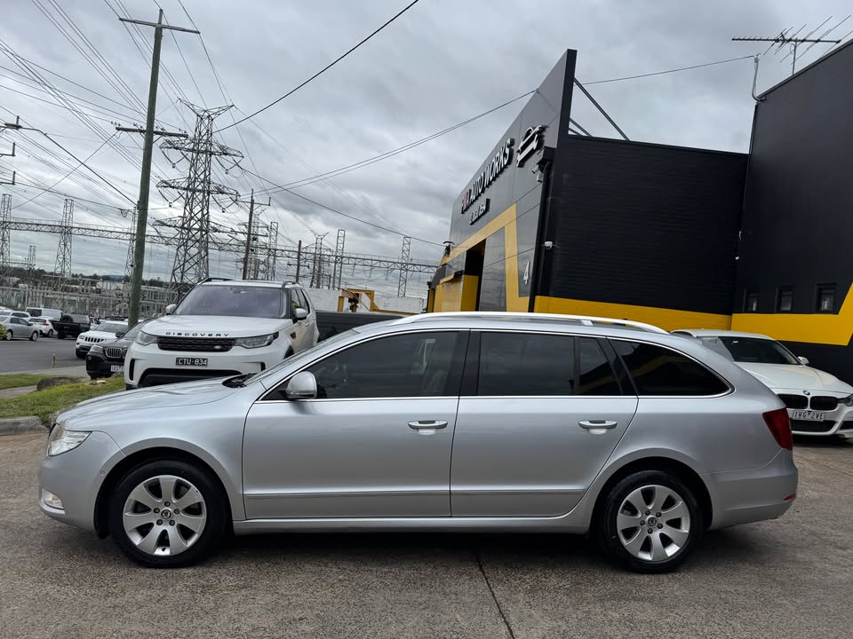 2011 Volkswagen Superb Wagon