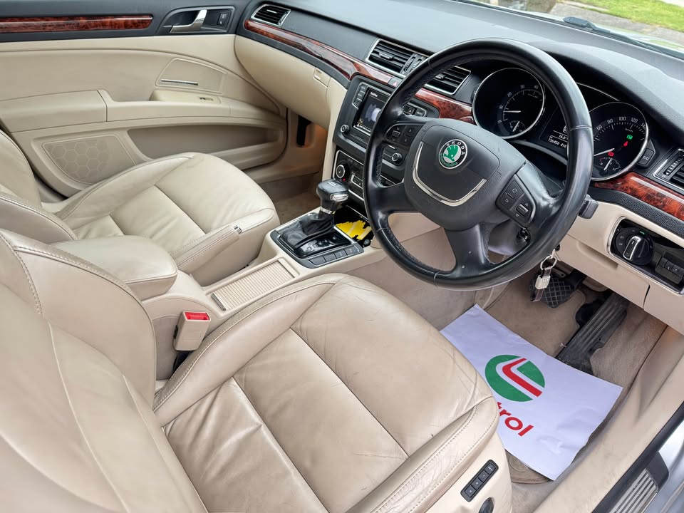 2011 Volkswagen Superb Wagon