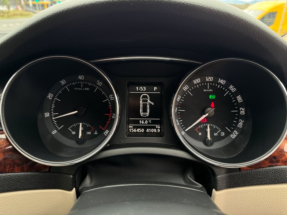 2011 Volkswagen Superb Wagon