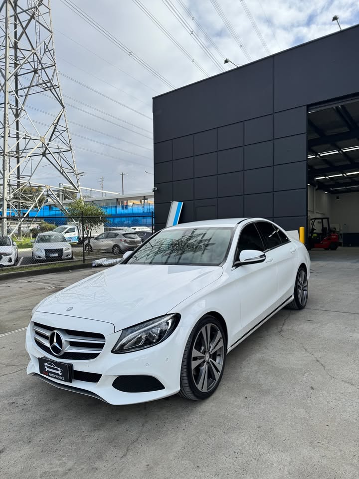 2015 Mercedes Benz C200
