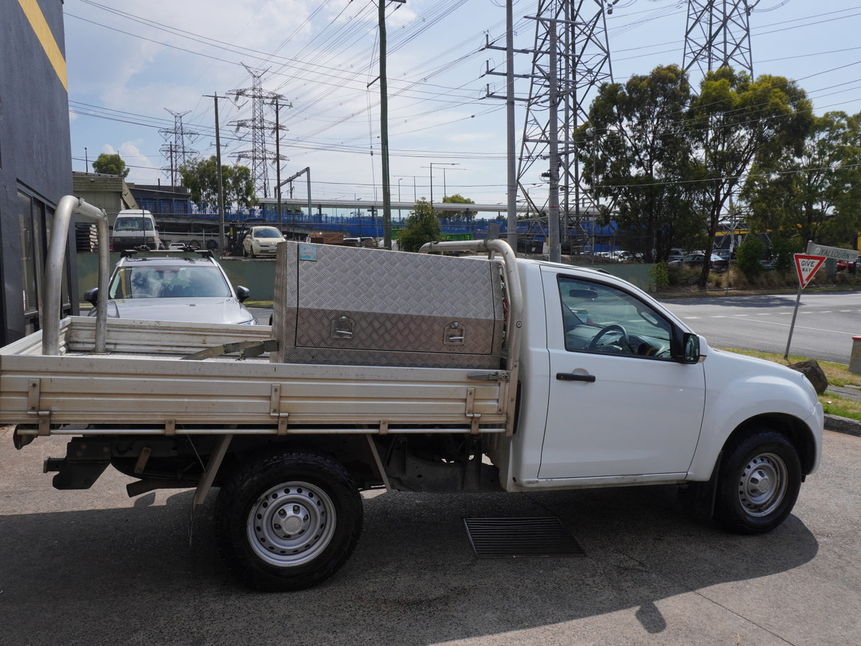 2017 ISUZU DMAX