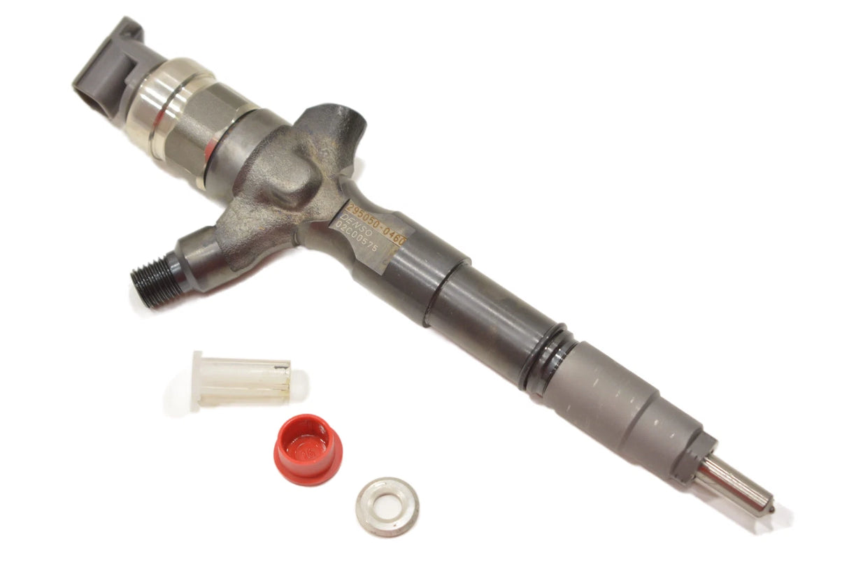 Fuel Injector Toyota Land Cruiser D-4D 23670-30400 23670-39365 NEW Genuine Denso
