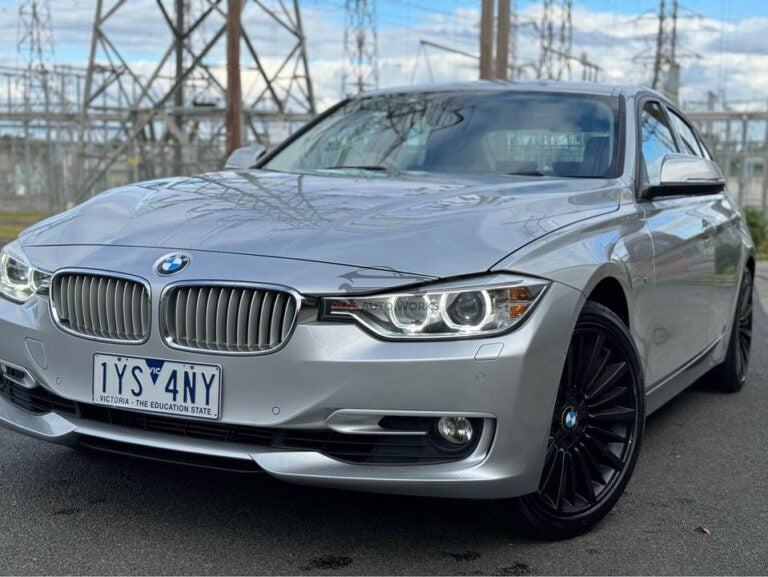 2012 BMW 328i F30 | ODO 122.000KMS