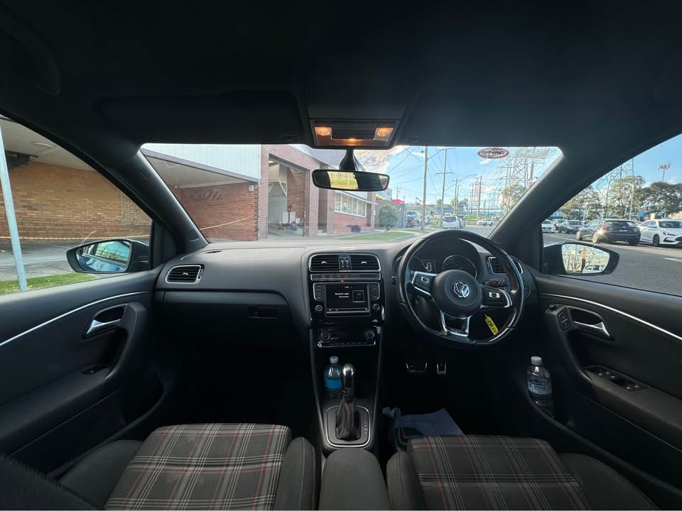 2015 Volkswagen Polo