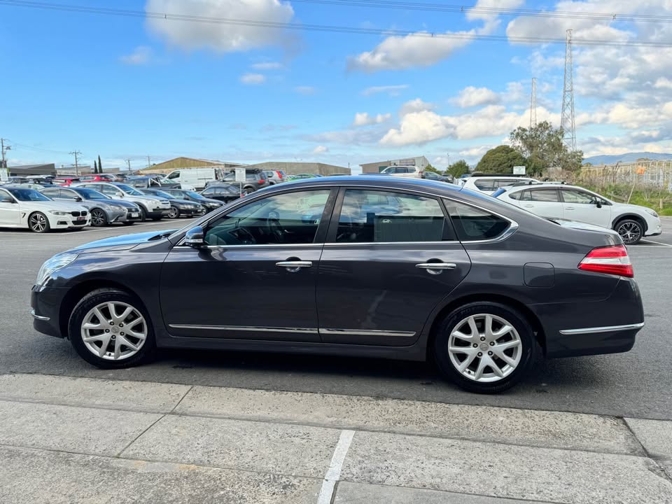 2009 Nissan Maxima