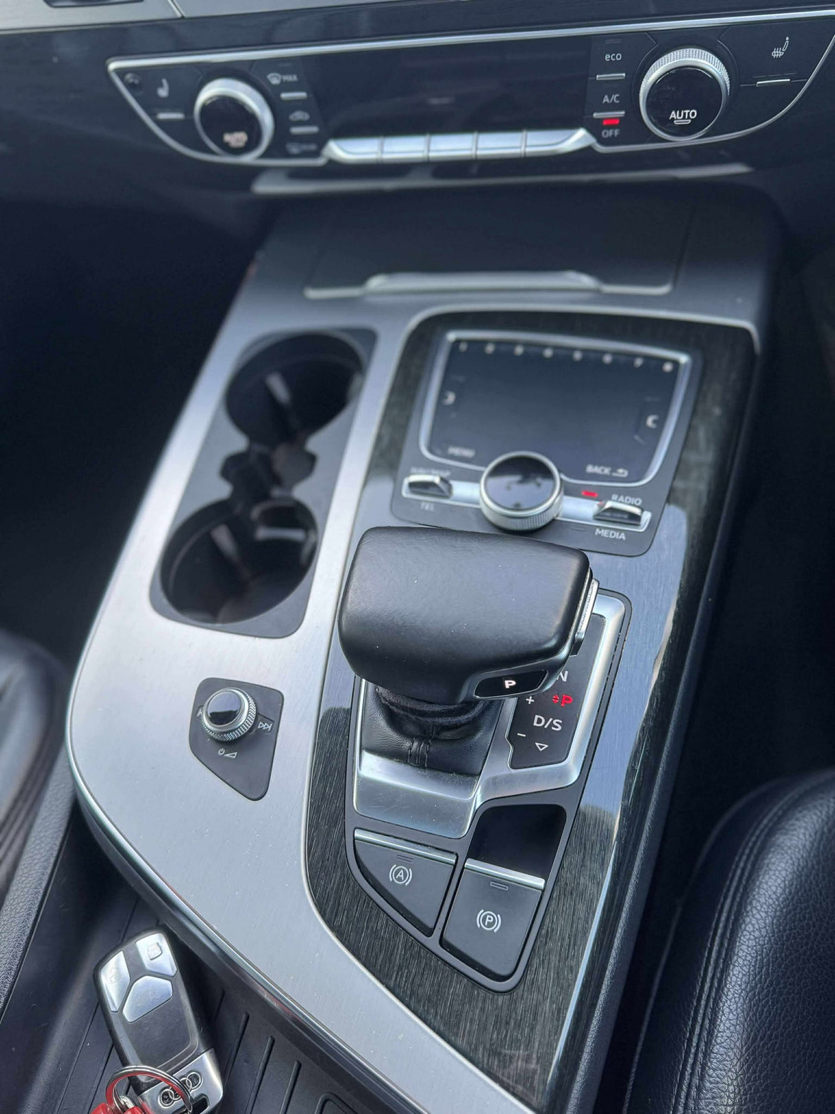 2016 Audi Q7 - Sline Package