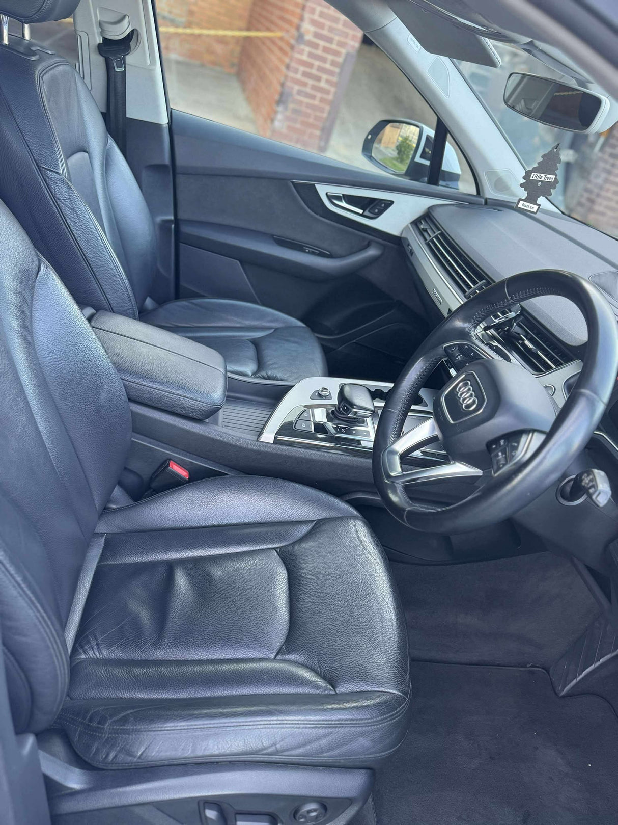 2016 Audi Q7 - Sline Package