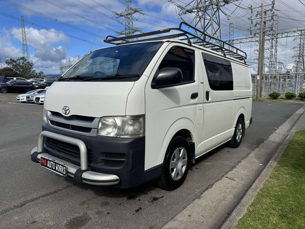 Toyota HIACE 2009