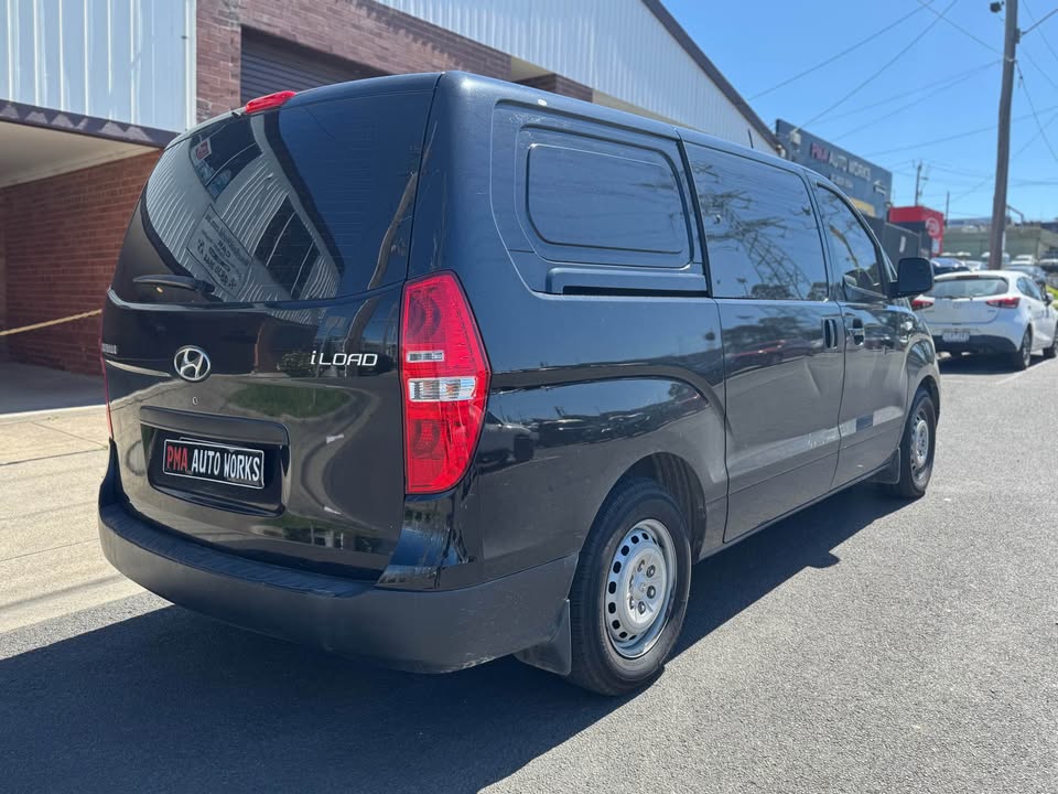 2014 Hyundai iLOAD