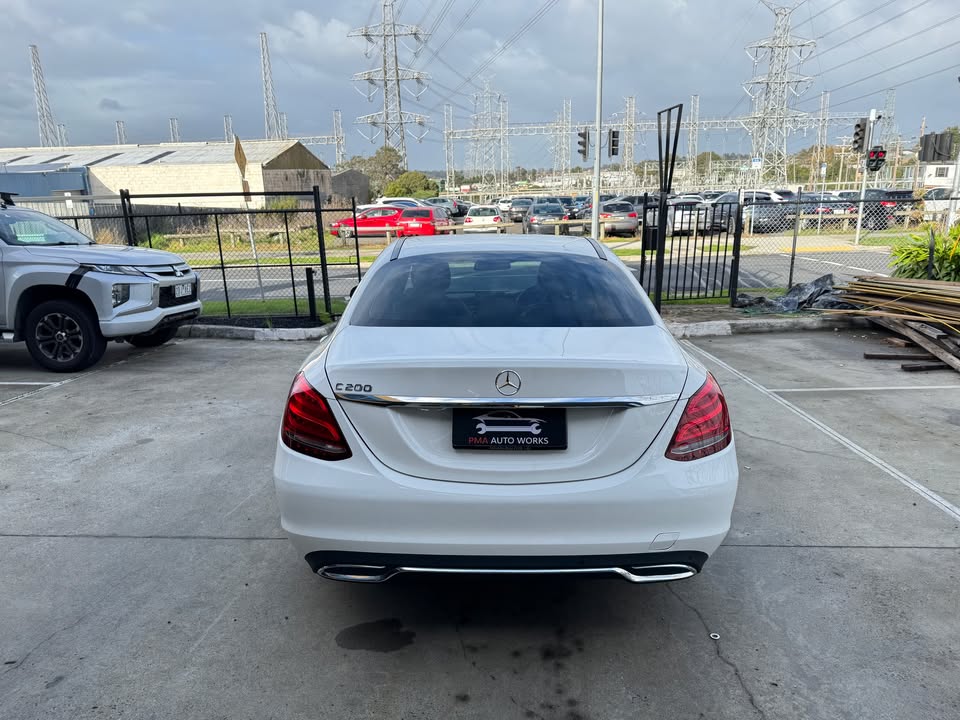 2015 Mercedes Benz C200