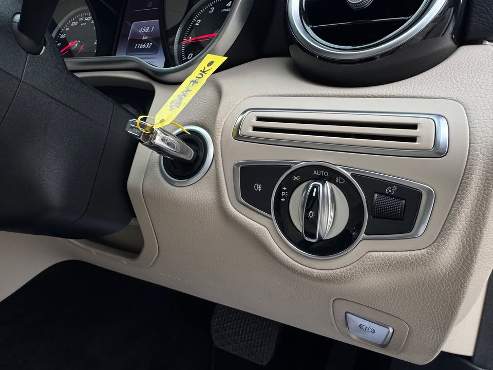 2015 Mercedes Benz C200